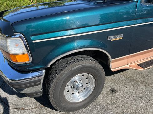 Used 1995 Ford Bronco image 6