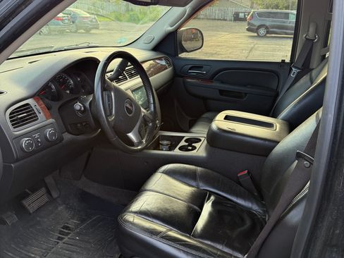 Used 2010 GMC Yukon SLT AWD/4WD image 8