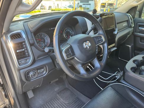 Used 2024 RAM 3500 Laramie image 8