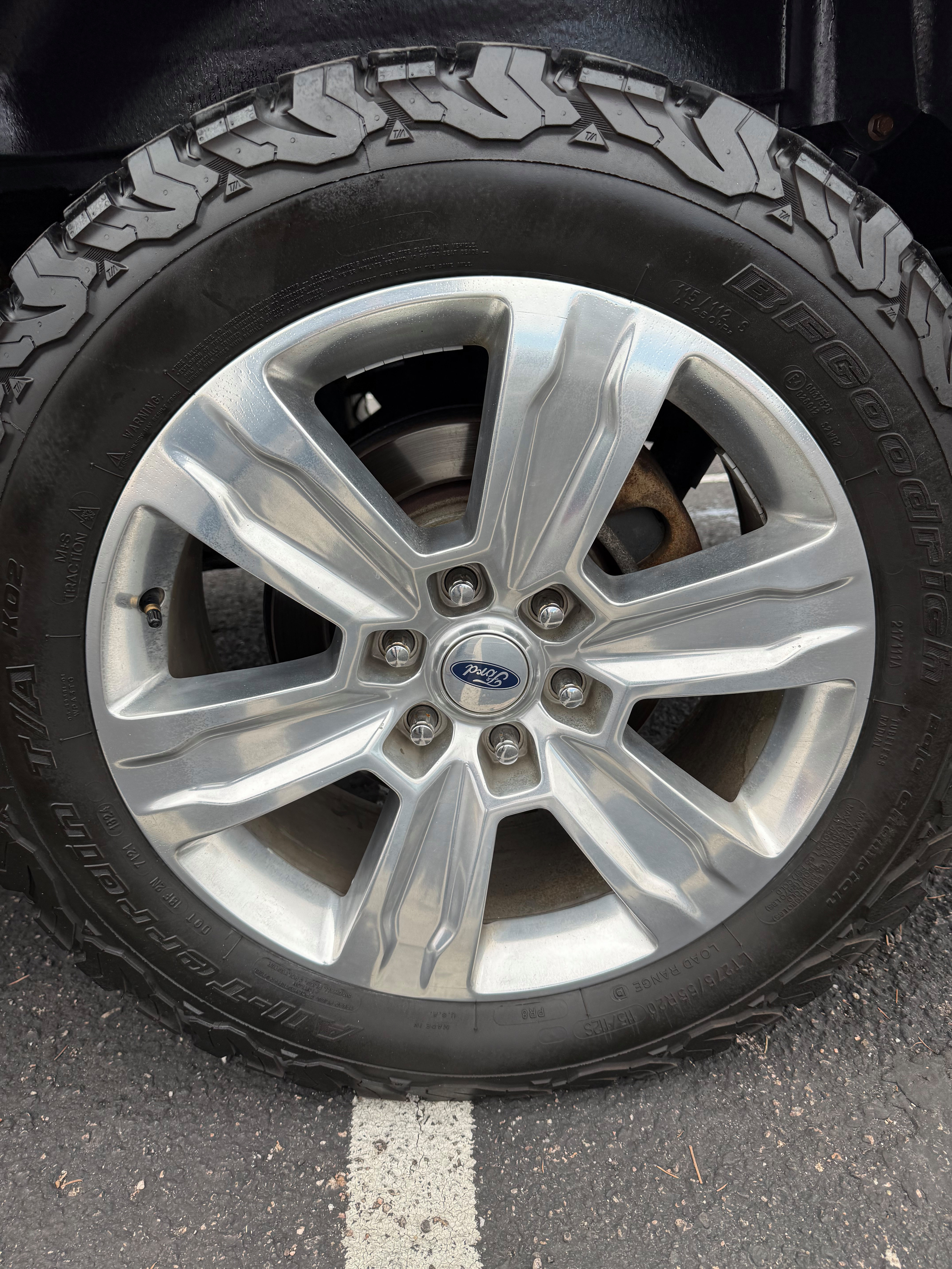 Used 2015 Ford F150 Platinum w/ Technology Package AWD/4WD image 23