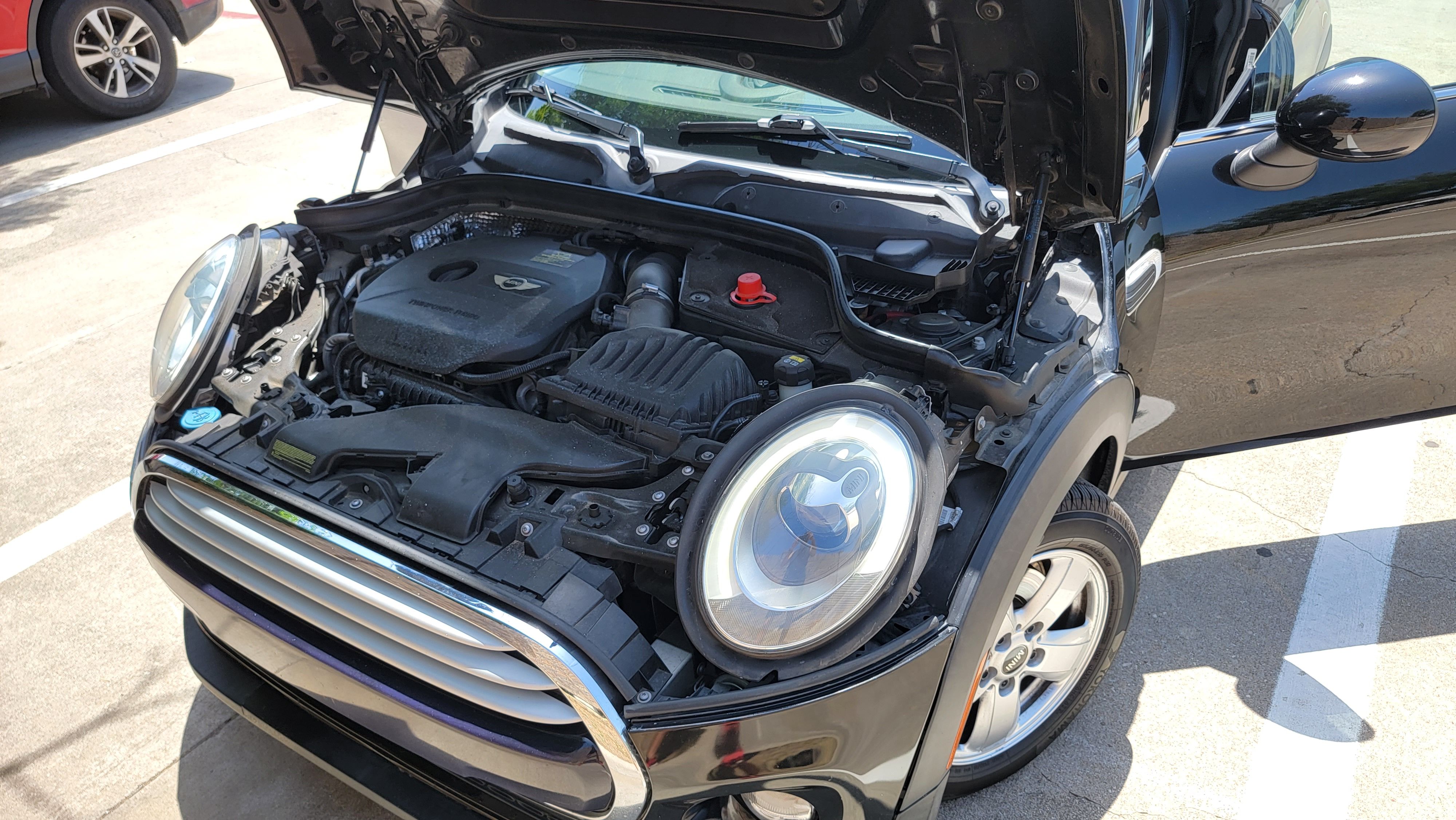 Used 2015 MINI Cooper 2-Door Hardtop FWD image 14