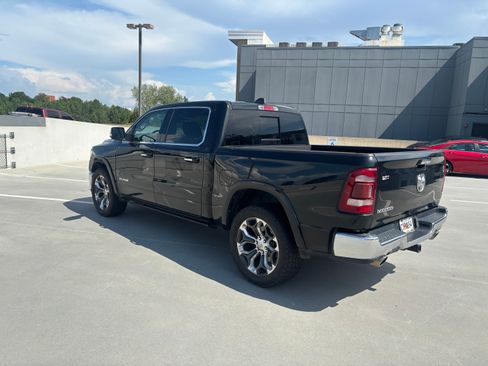 Used 2019 RAM 1500 Laramie AWD/4WD image 5