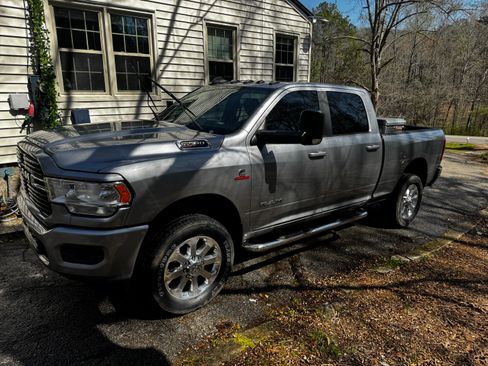 Used 2020 RAM 2500 Big Horn w/ Level 1 Equipment Group image 1