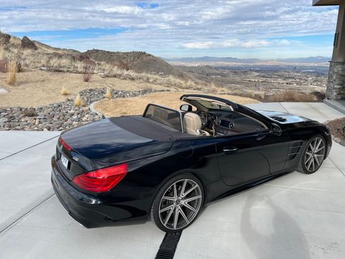 Used 2018 Mercedes-Benz SL 450 image 11