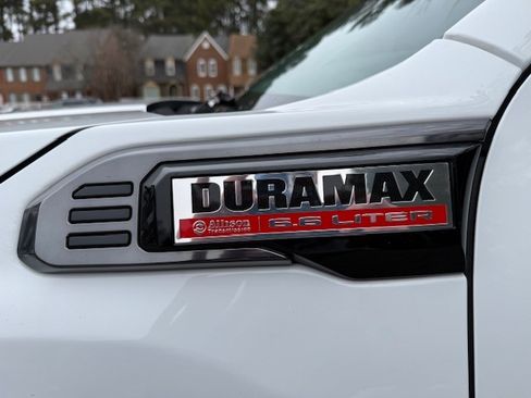 Used 2025 GMC Sierra 2500 AT4 w/ AT4 Premium Plus Package image 8