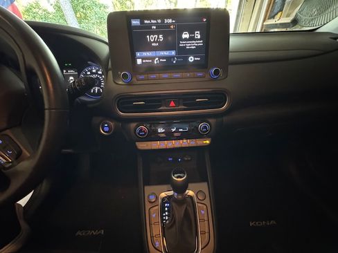 Used 2022 Hyundai Kona SEL w/ Convenience Package image 13