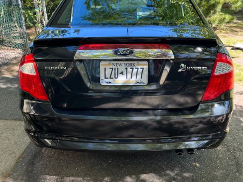 Used 2010 Ford Fusion Hybrid FWD image 10