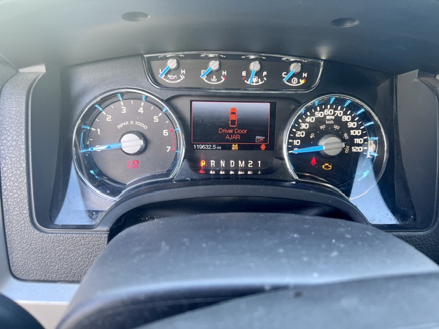 Used 2014 Ford F150 Lariat w/ Equipment Group 502A Luxury AWD/4WD image 8