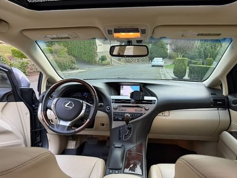 Used 2013 Lexus RX 450h AWD image 8