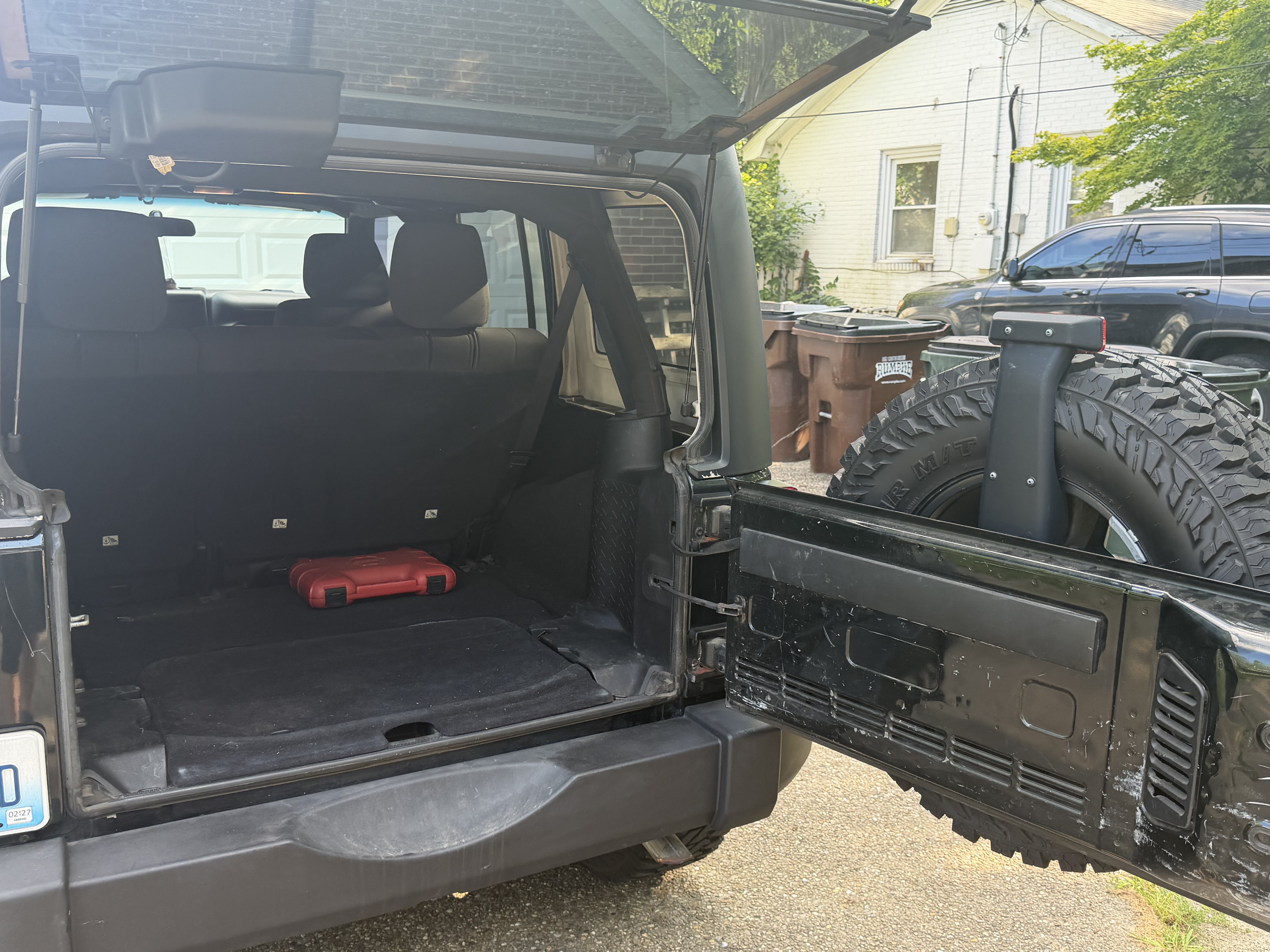Used 2012 Jeep Wrangler Unlimited Sport w/ PWR Convenience Group AWD/4WD image 15