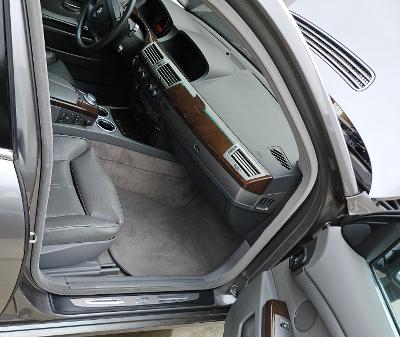 Used 2008 BMW 750Li RWD image 12