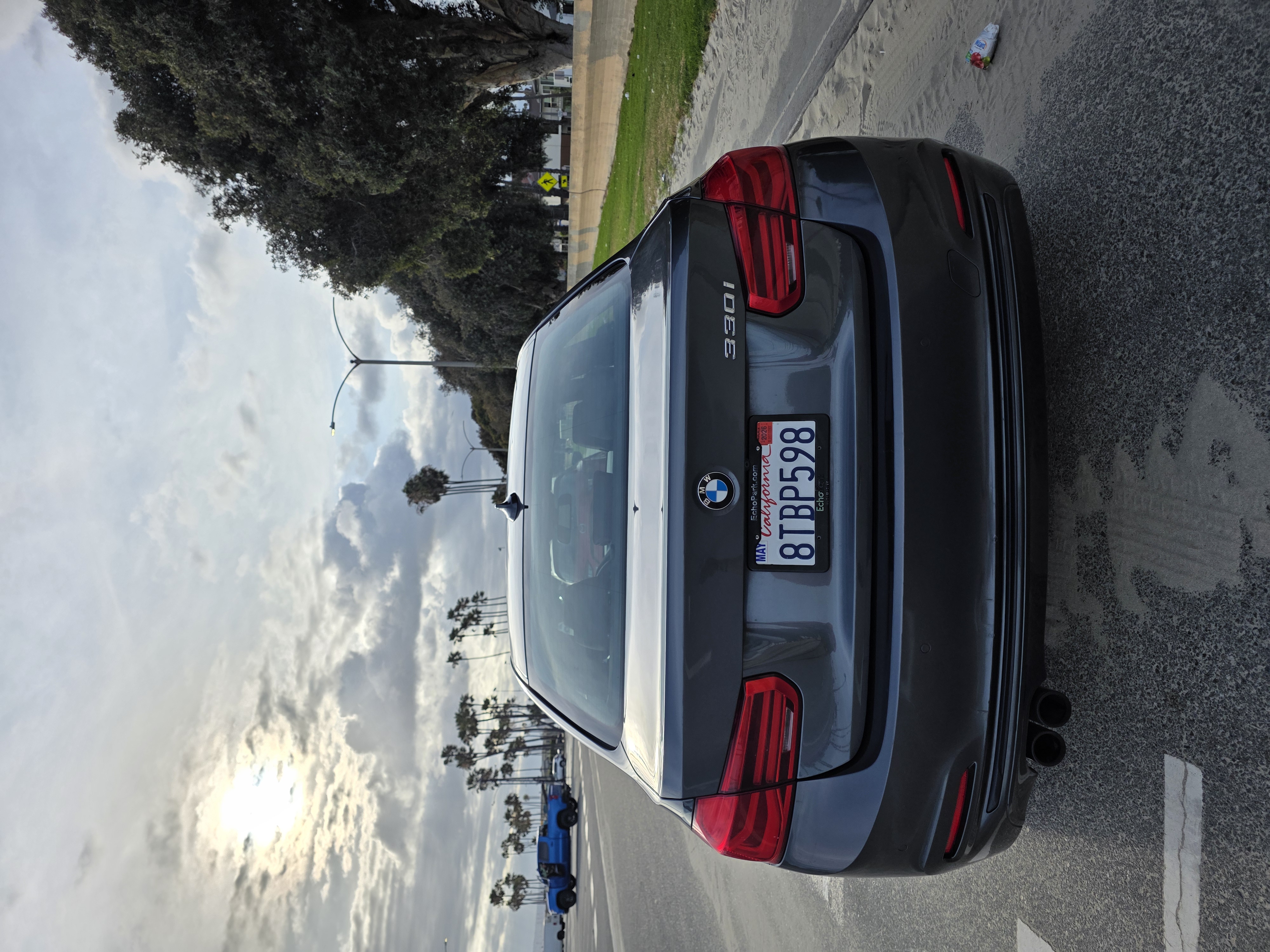 Used 2017 BMW 330i Sedan RWD image 6