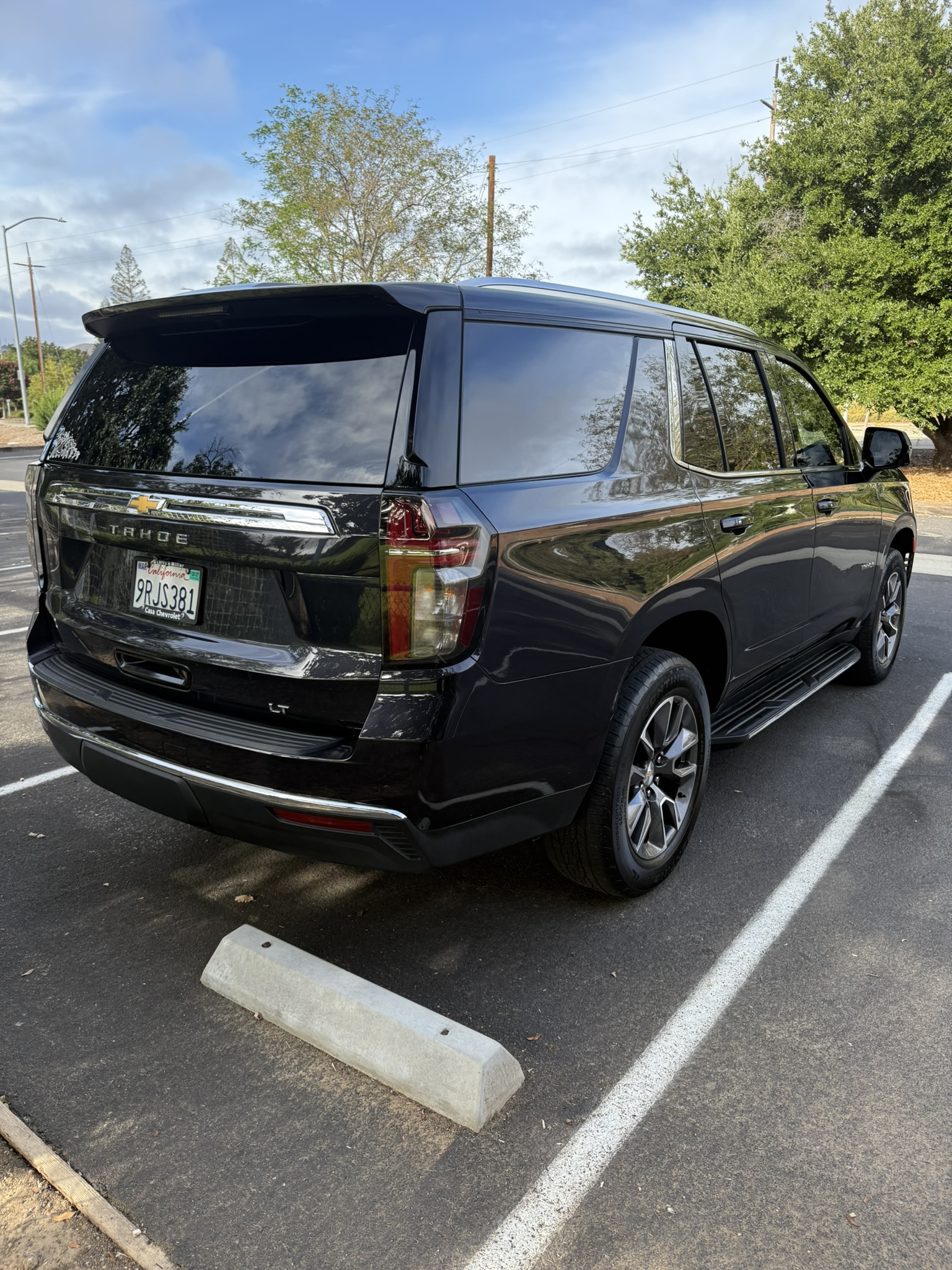 Used 2023 Chevrolet Tahoe LT w/ LT Signature Plus Package AWD/4WD image 5
