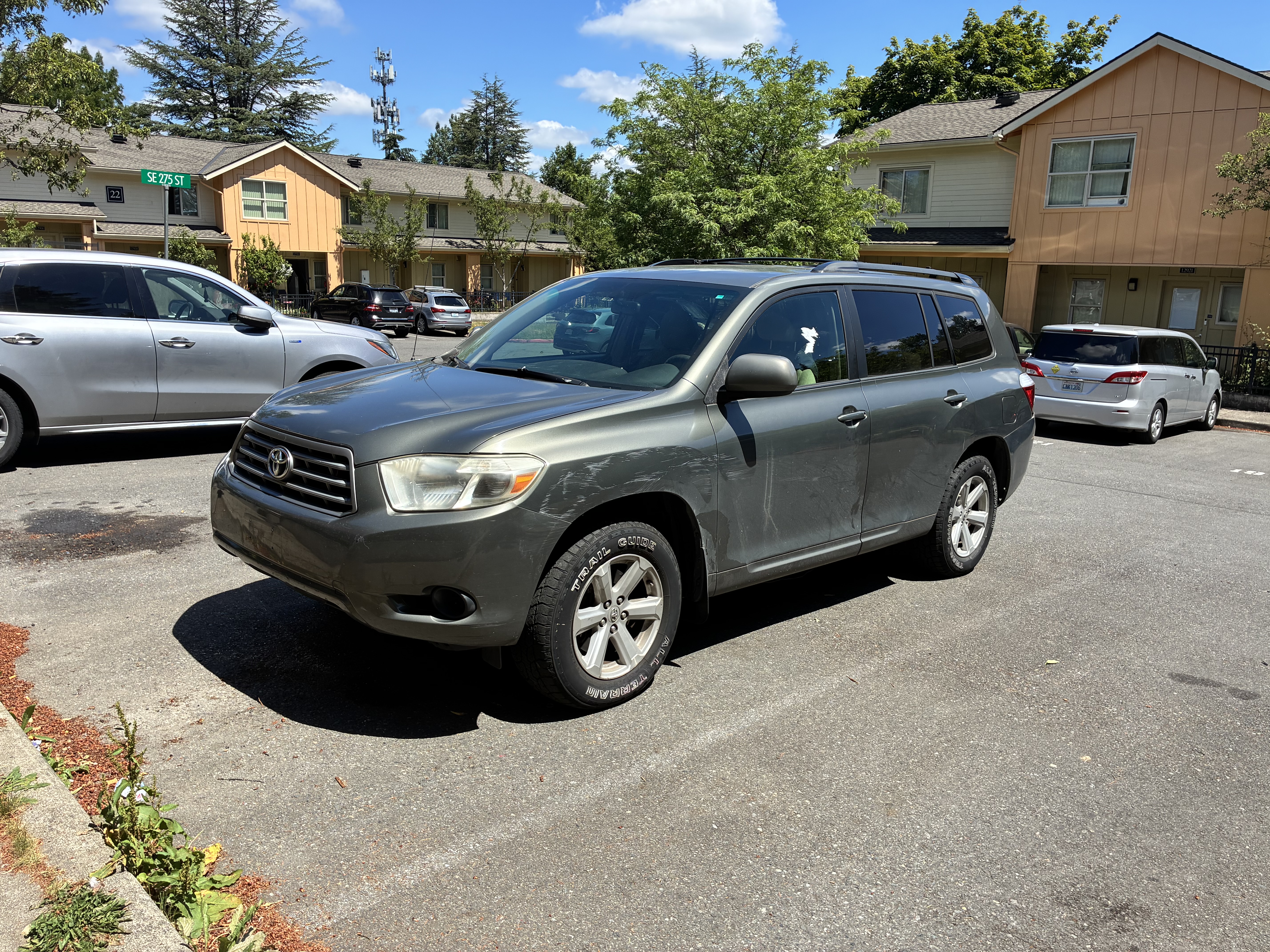 Used 2010 Toyota Highlander 4WD w/ Extra Value Pkg 2 image 2