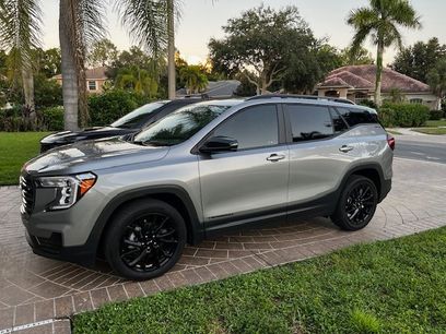 Used 2024 GMC Terrain SLE w/ Driver Convenience Package
