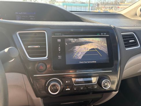 Used 2014 Honda Civic EX image 18