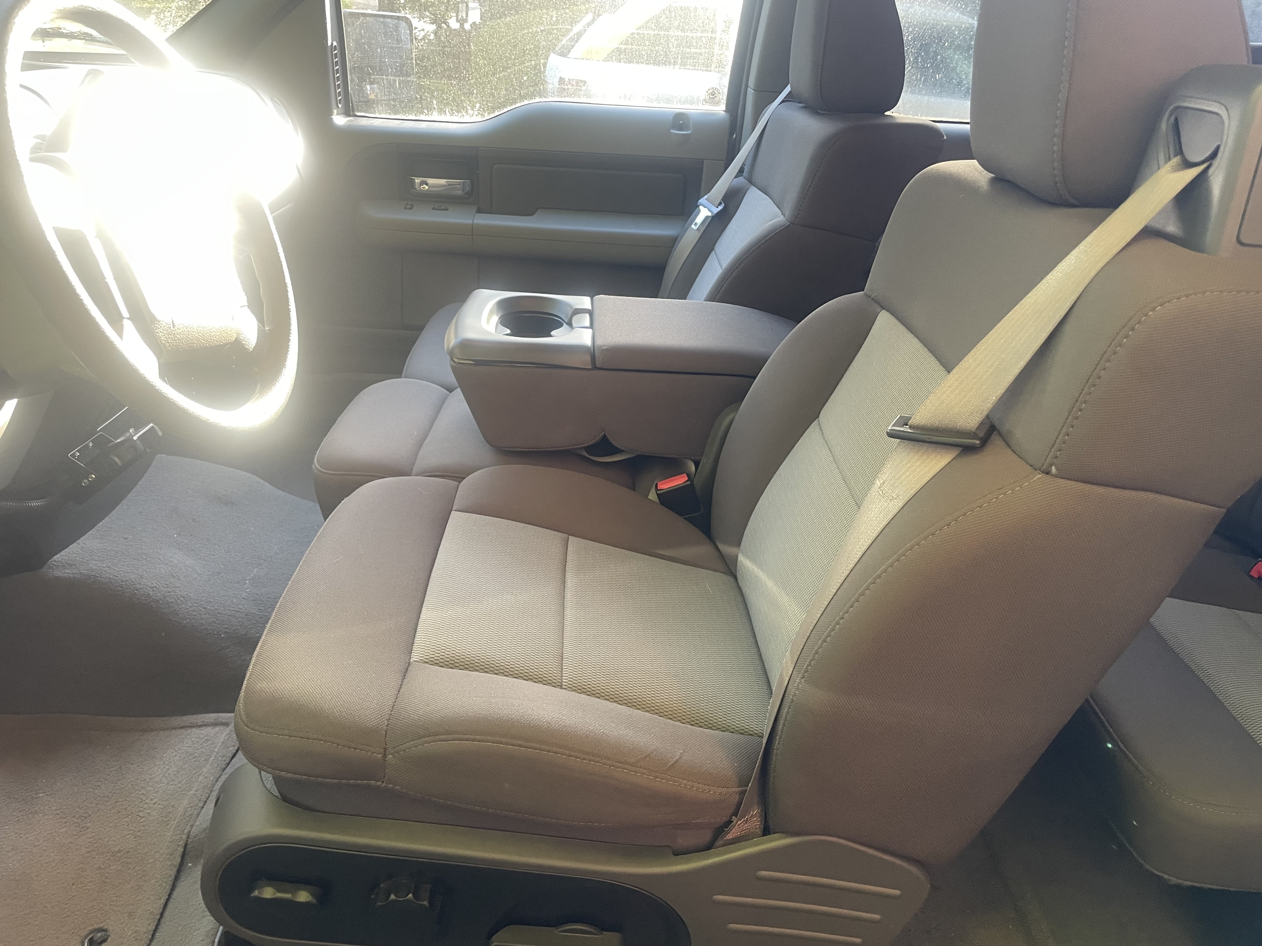 Used 2005 Ford F150 XLT AWD/4WD image 11