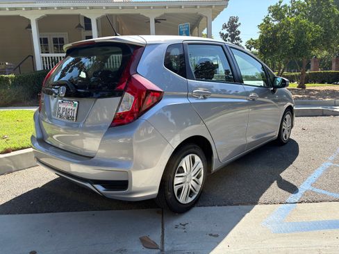 Used 2019 Honda Fit LX image 4