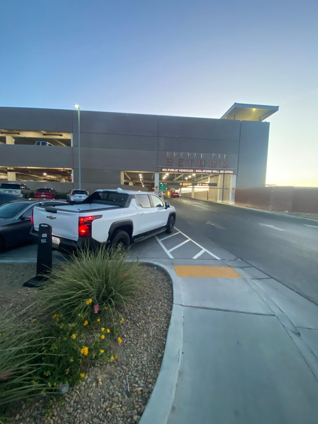 Used 2024 Chevrolet Silverado EV W/T AWD/4WD image 15