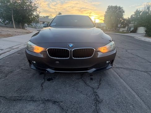Used 2015 BMW 320i Sedan RWD image 1