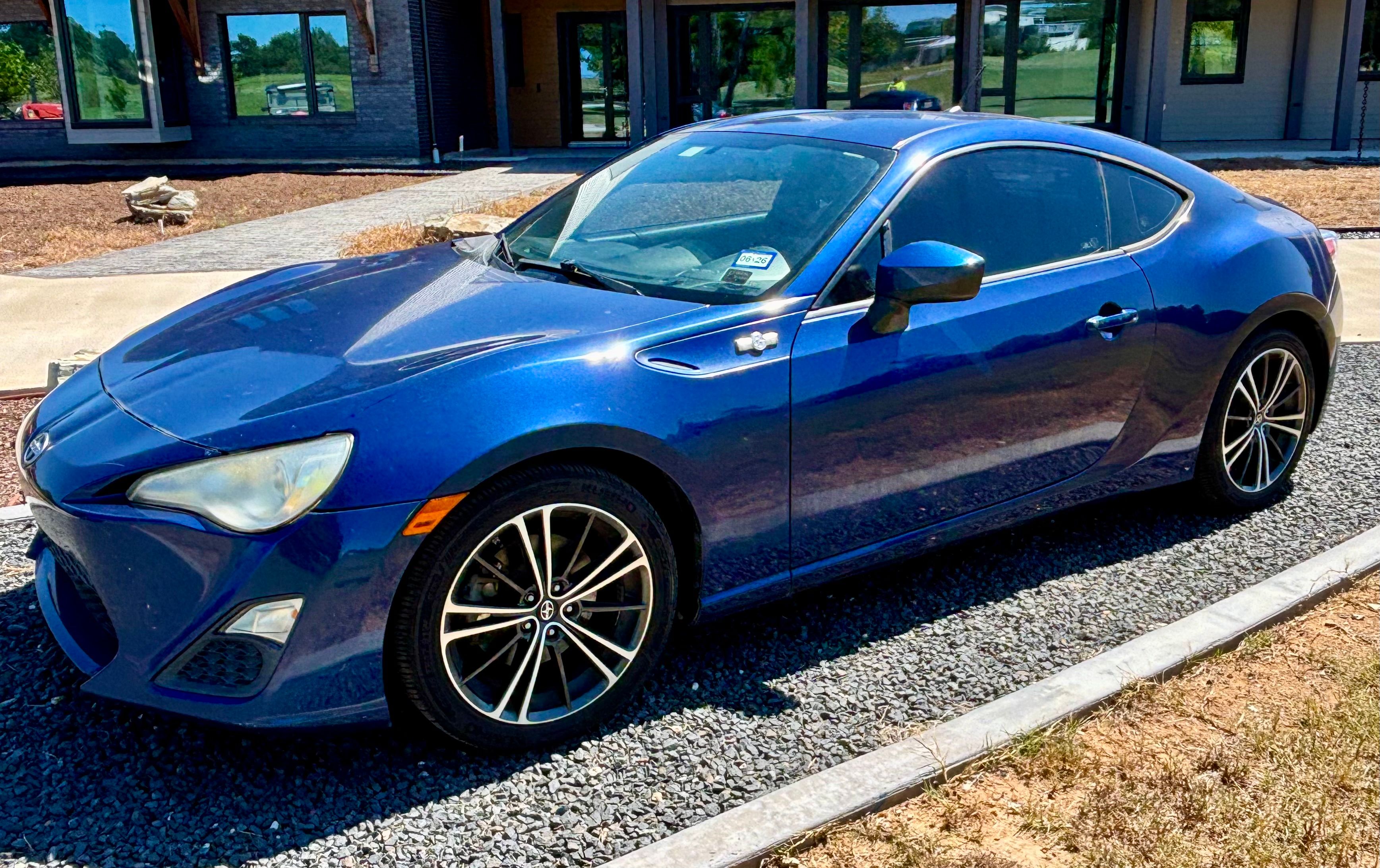 Used 2013 Scion FR-S RWD image 1