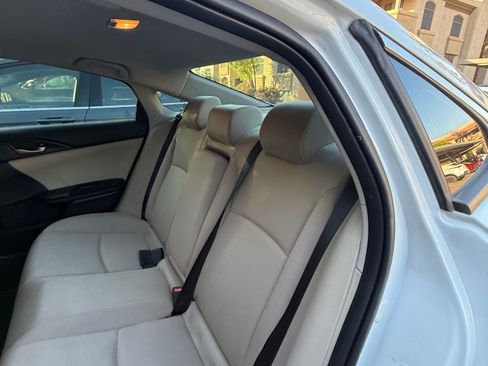 Used 2020 Honda Civic EX image 16