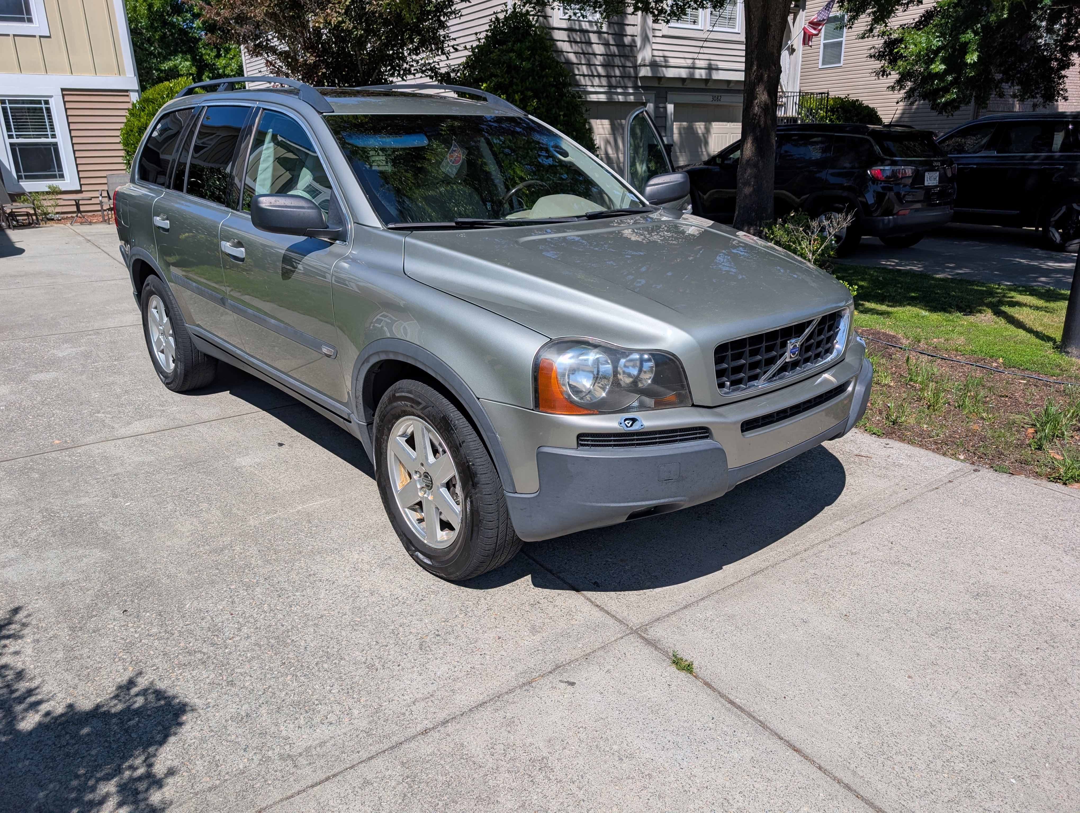 Used 2006 Volvo XC90 2.5T AWD/4WD image 1