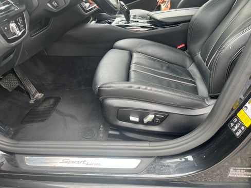 Used 2018 BMW 540i xDrive AWD/4WD image 15