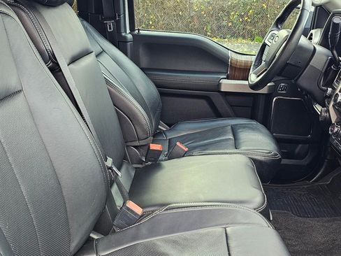 Used 2019 Ford F150 Lariat image 14