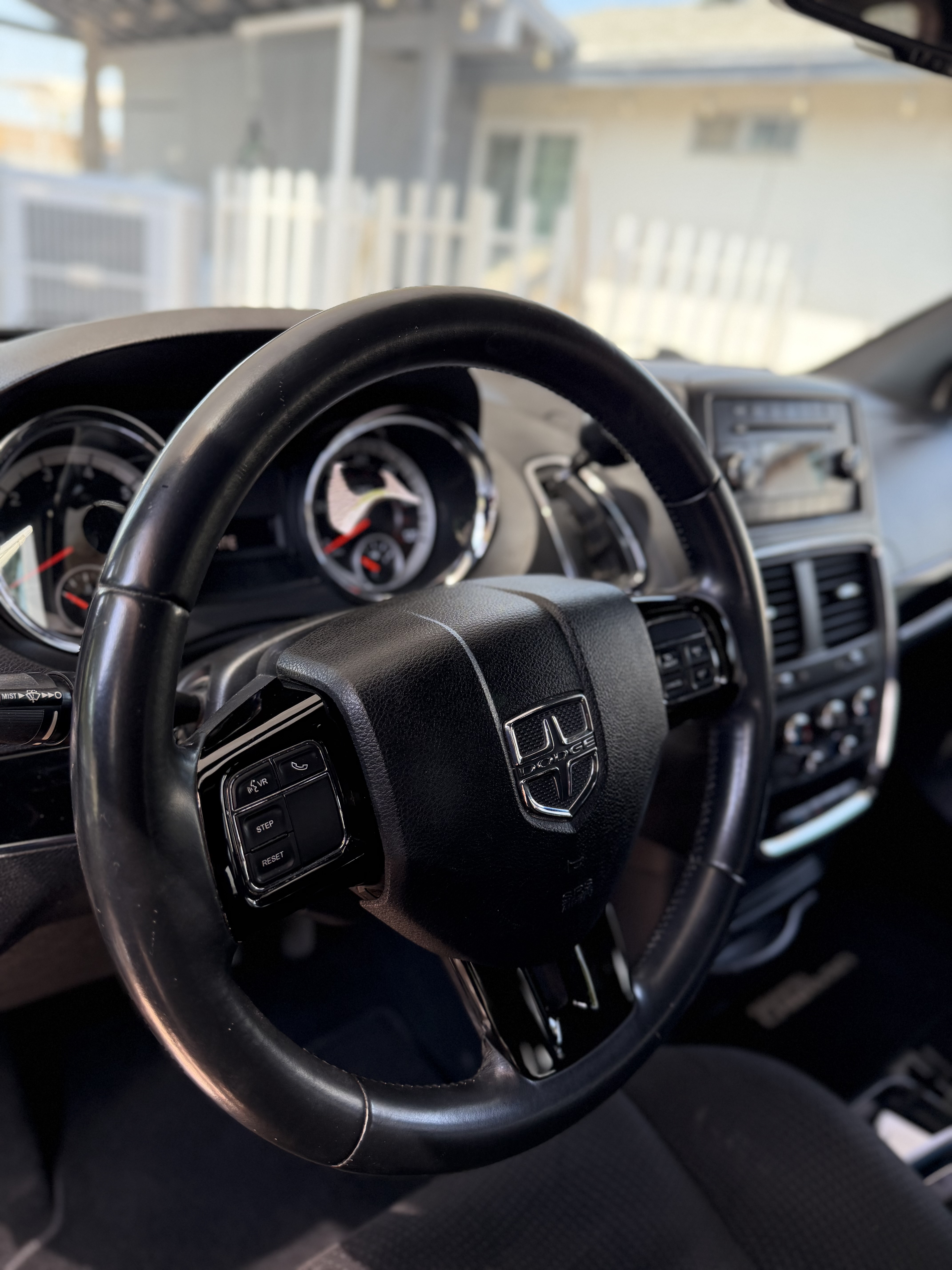 Used 2014 Dodge Grand Caravan SE FWD image 11