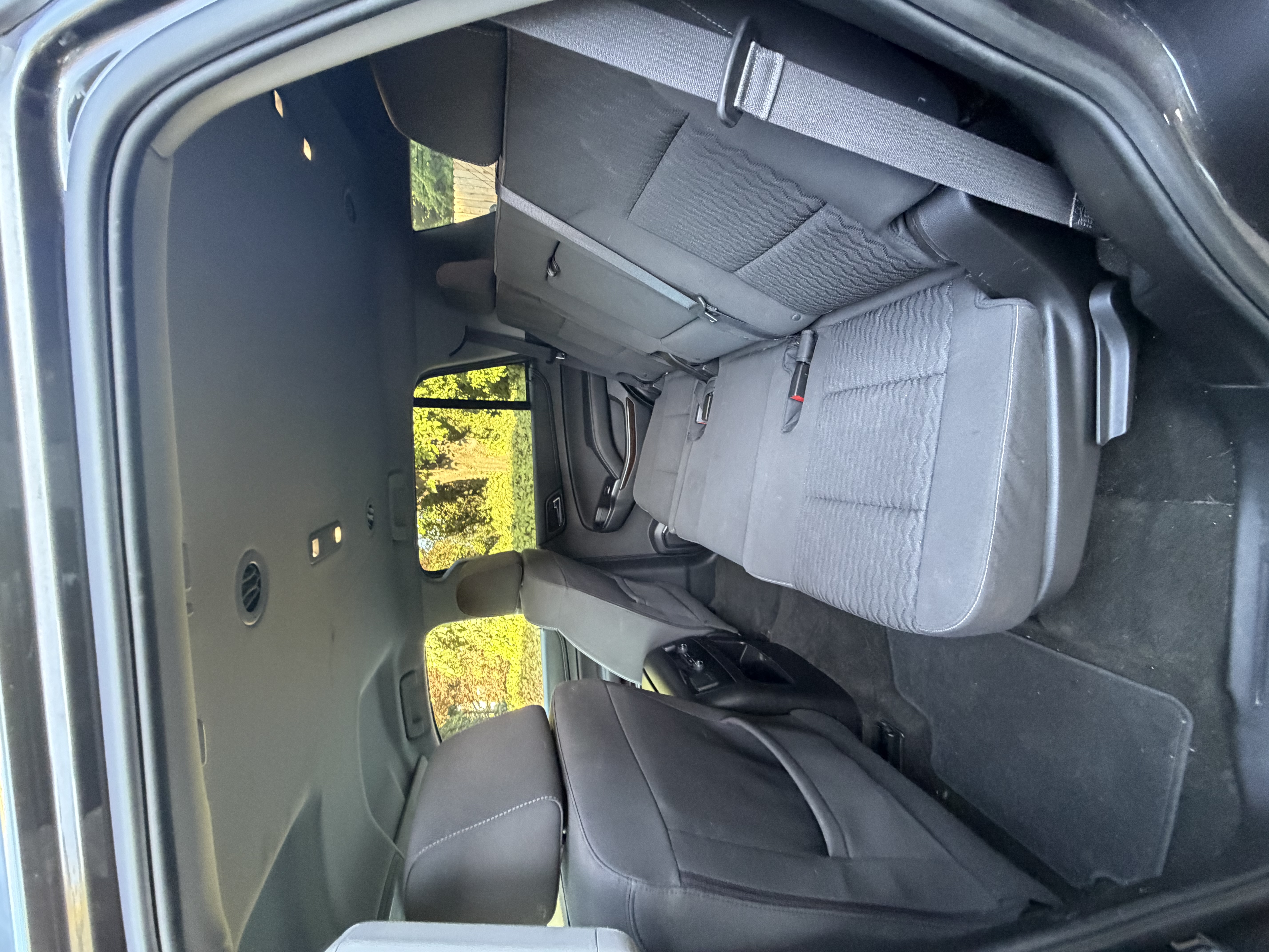 Used 2017 GMC Yukon SLE RWD image 12