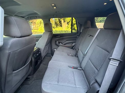 Used 2017 GMC Yukon SLE RWD image 12