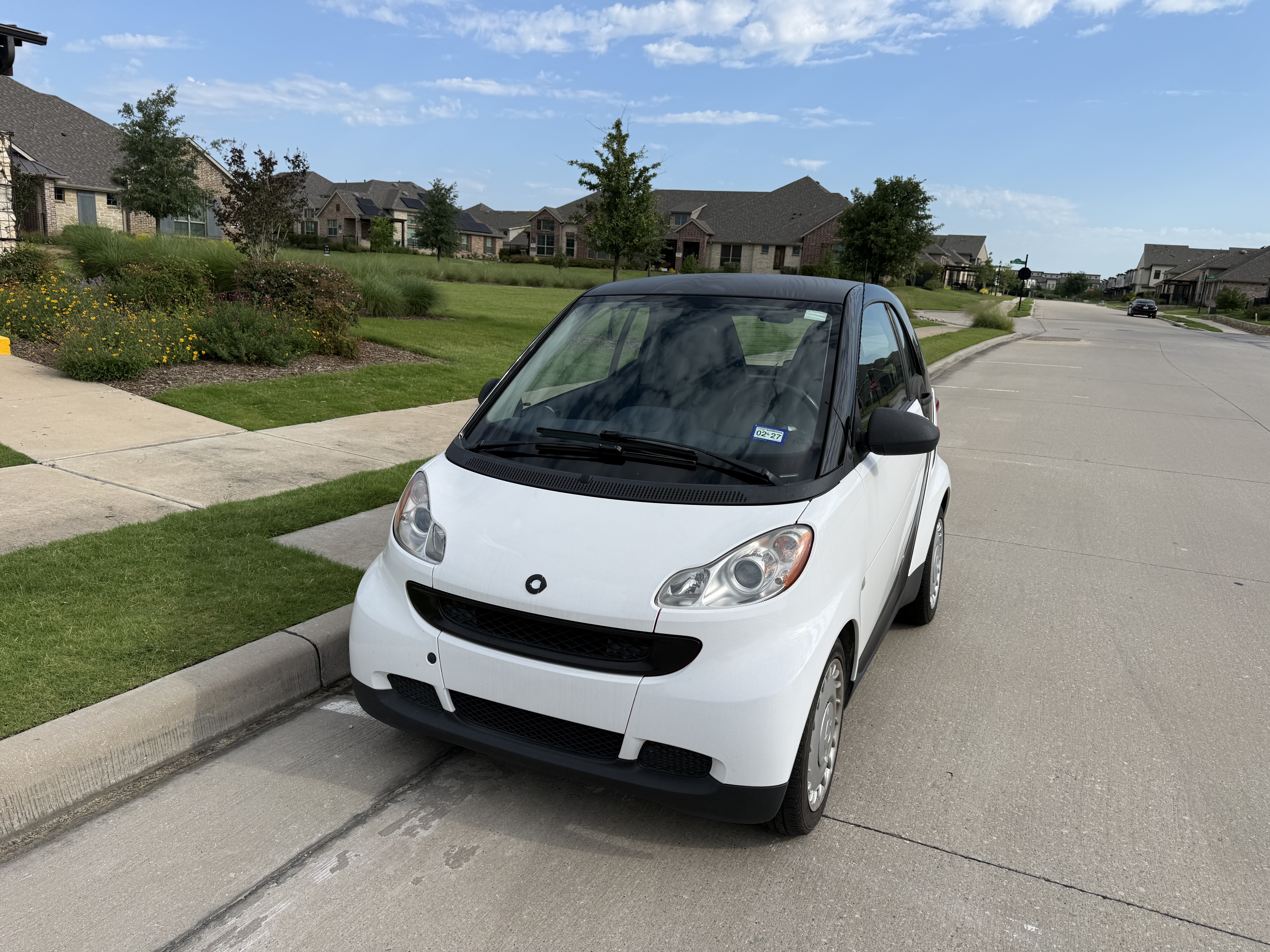 Used 2012 smart fortwo pure RWD image 5