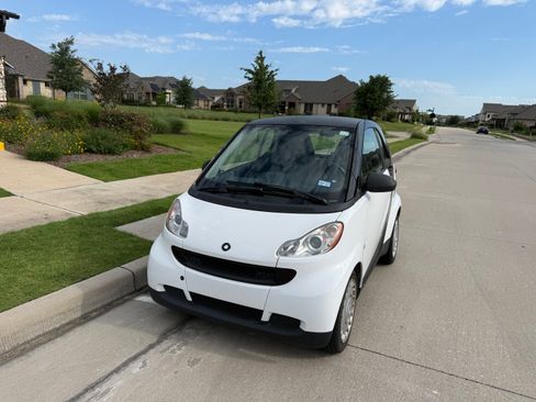 Used 2012 smart fortwo pure RWD image 5