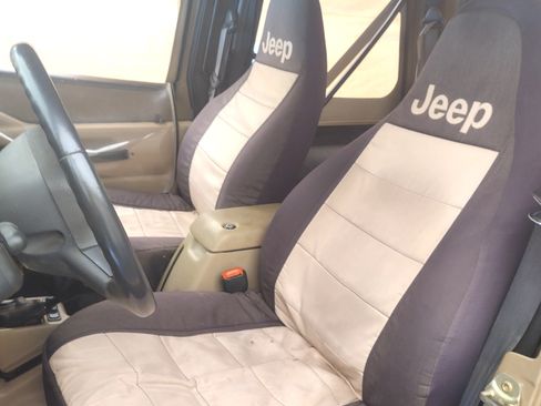 Used 1999 Jeep Wrangler Sport AWD/4WD image 9