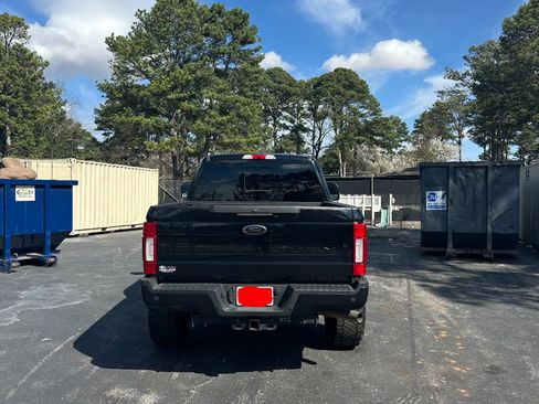 Used 2022 Ford F250 Lariat w/ Lariat Ultimate Package image 5