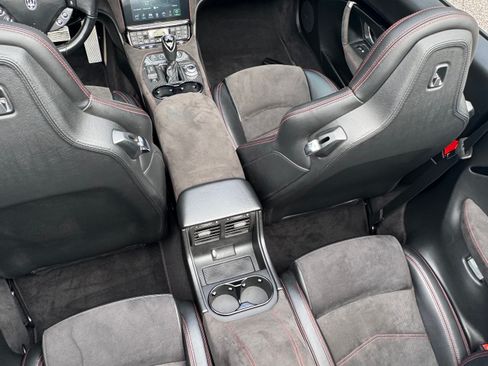 Used 2018 Maserati GranTurismo MC image 13