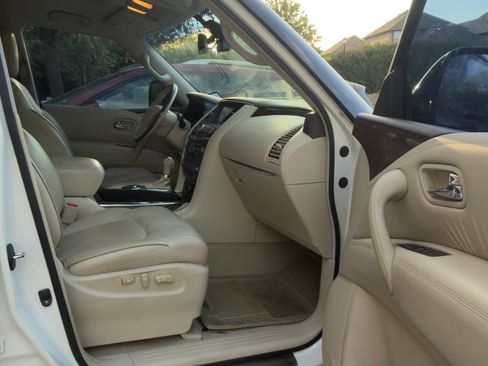 Used 2015 INFINITI QX80 2WD image 8