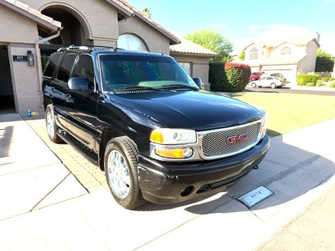 Used 2003 GMC Yukon Denali AWD/4WD image 1