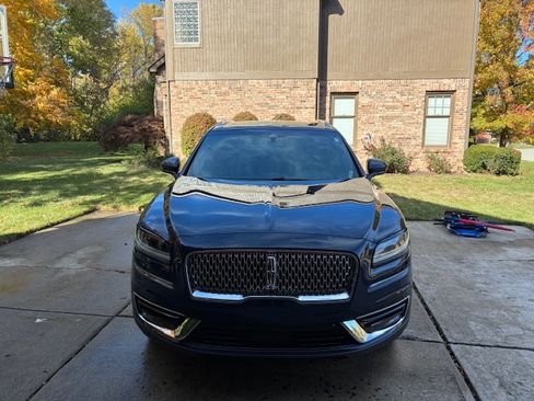 Used 2020 Lincoln Nautilus Reserve image 5