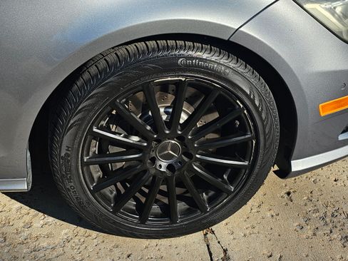 Used 2012 Mercedes-Benz CLS 550 image 26