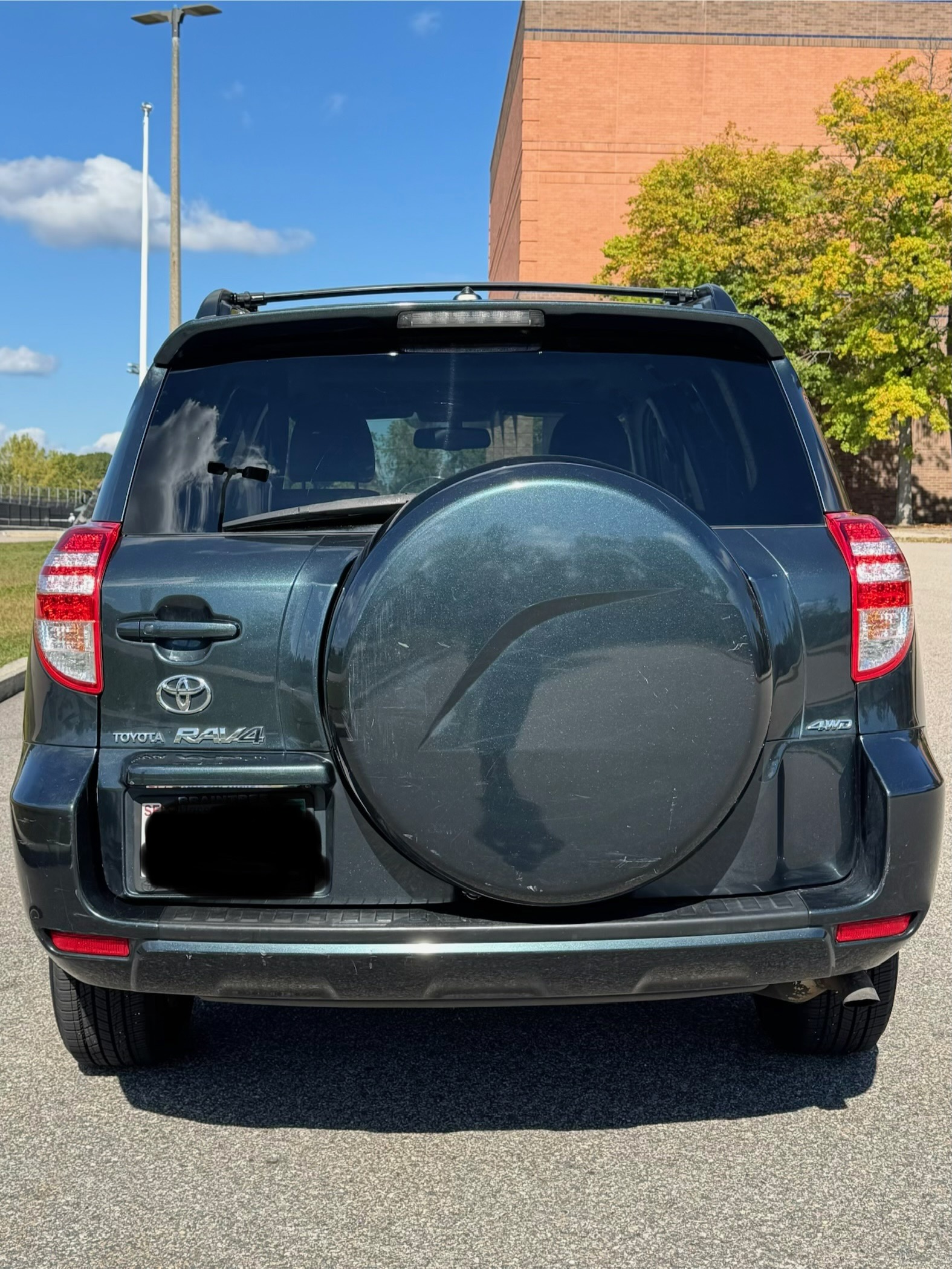 Used 2010 Toyota RAV4 Limited AWD/4WD image 11