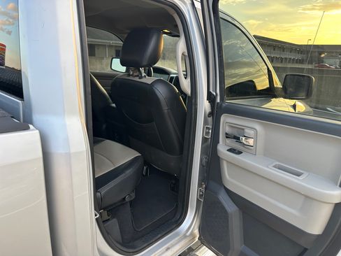 Used 2012 RAM 1500 Big Horn image 27