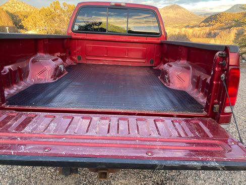 Used 2003 Ford F250 XLT image 8