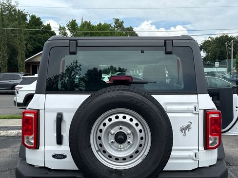 Used 2025 Ford Bronco 2-Door AWD/4WD image 9