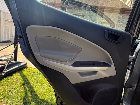 Used 2019 Ford EcoSport S FWD image 5