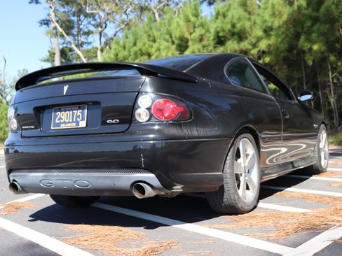 Used 2006 Pontiac GTO Coupe 2D image 13