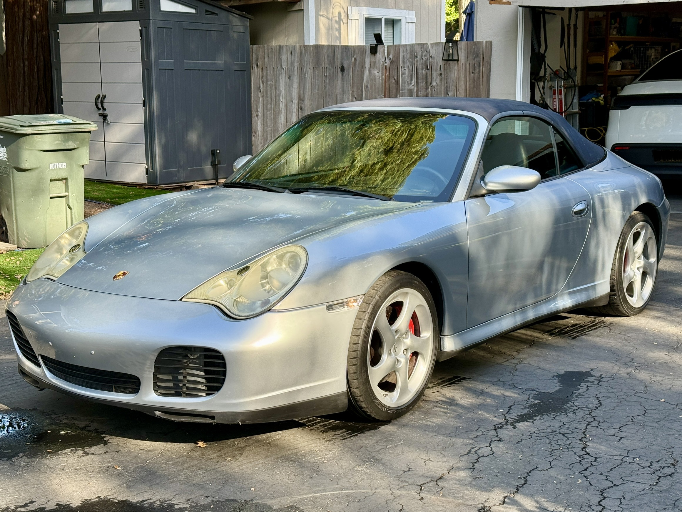 Used 2004 Porsche 911 Carrera 4S AWD/4WD image 15