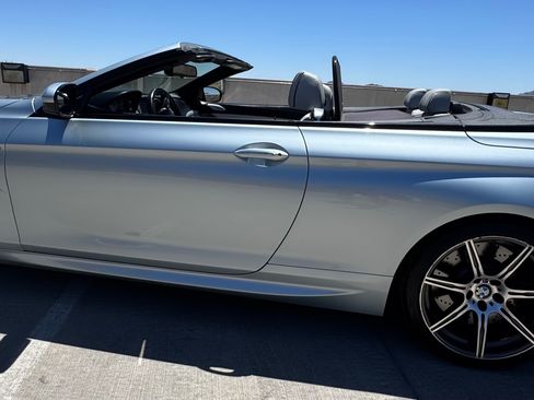 Used 2014 BMW M6 Convertible 2D image 29