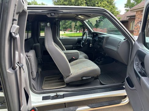 Used 2001 Ford Ranger 4x4 SuperCab image 16